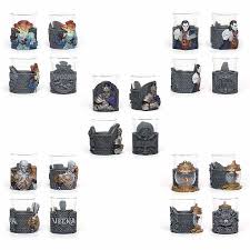 DUNGEONS AND DRAGONS: MINI DICE CUPS SERIES TWO